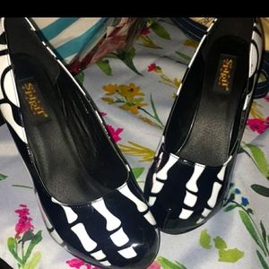 skeleton heels